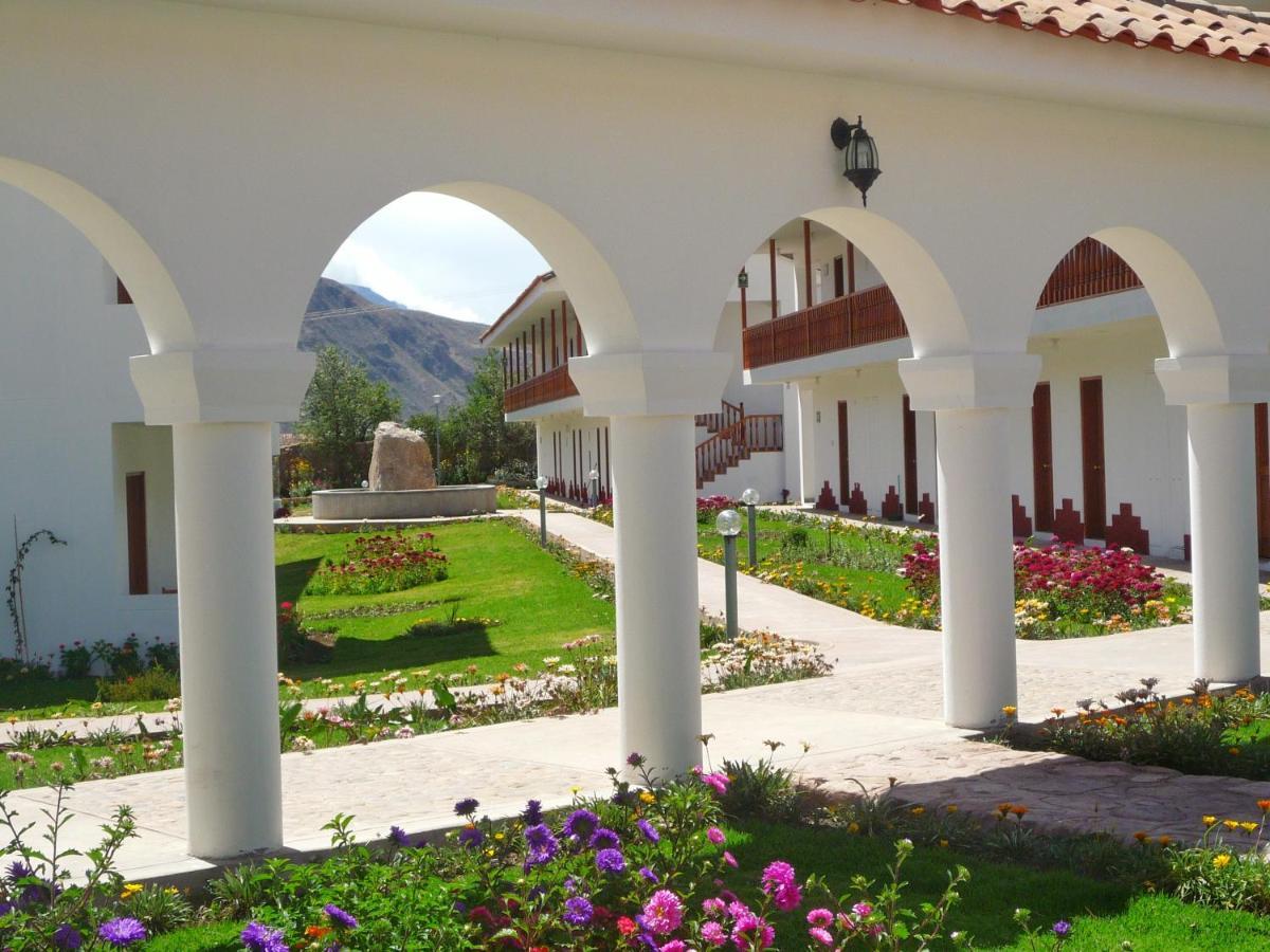 Hotel Agustos Urubamba Bagian luar foto