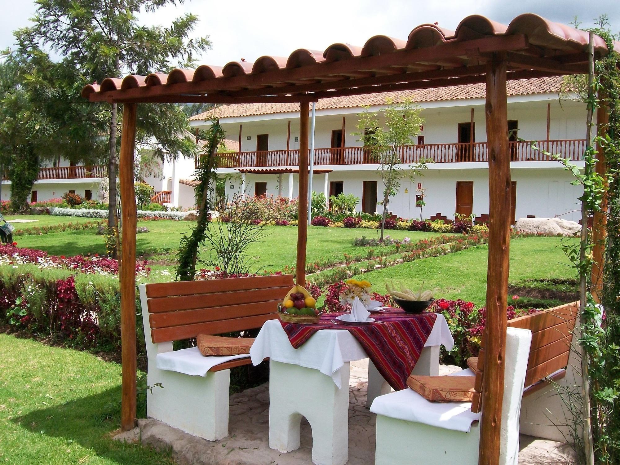 Hotel Agustos Urubamba Bagian luar foto