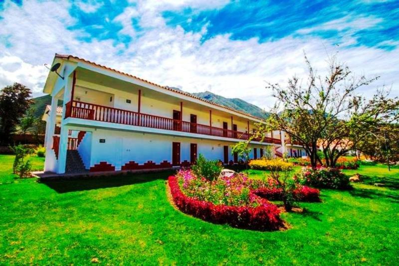 Hotel Agustos Urubamba Bagian luar foto
