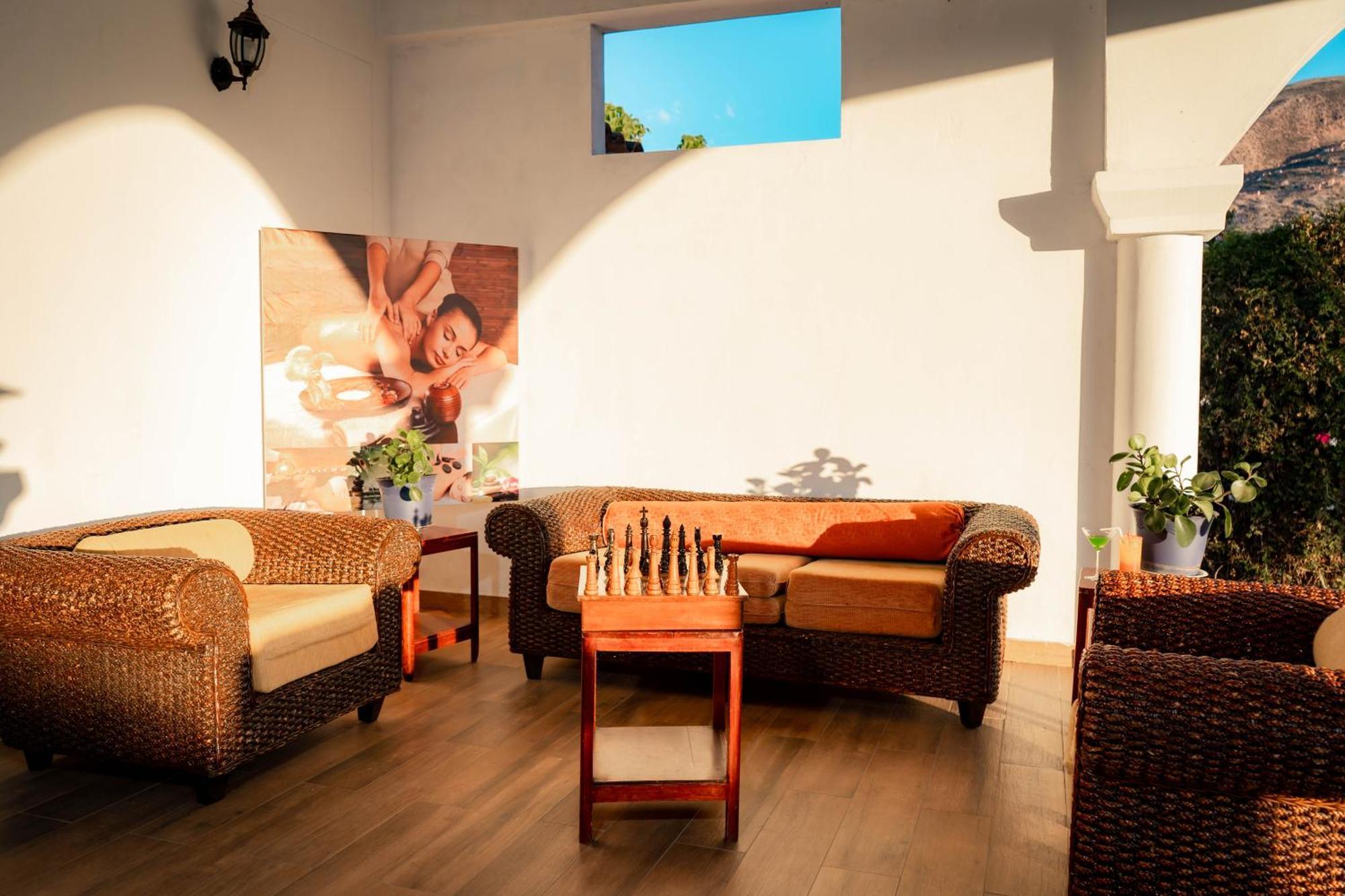 Hotel Agustos Urubamba Bagian luar foto