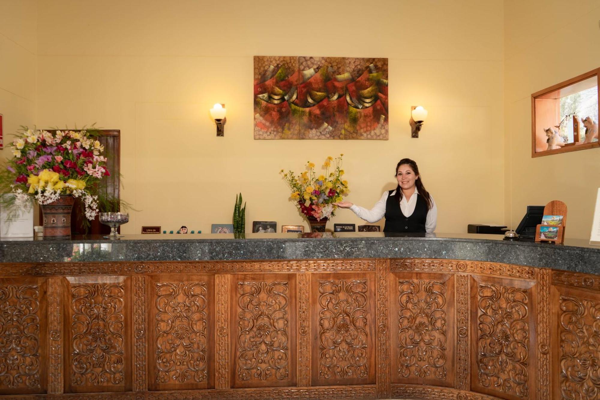 Hotel Agustos Urubamba Bagian luar foto